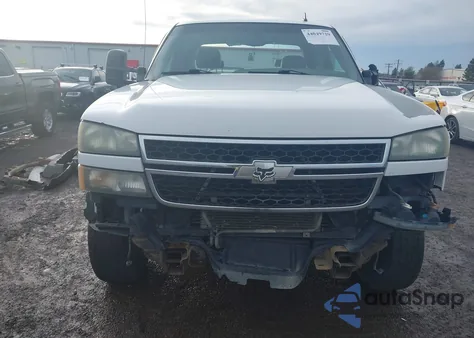 2007 Chevrolet Silverado 3500 Classic Lt3 z USA, uszkodzony, nr VIN 1GCHK33D77F183899